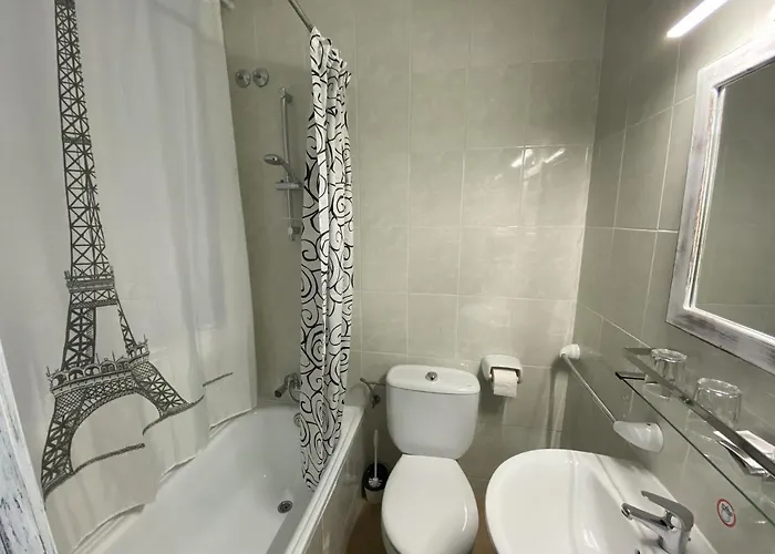 ゲストハウス La Estrella