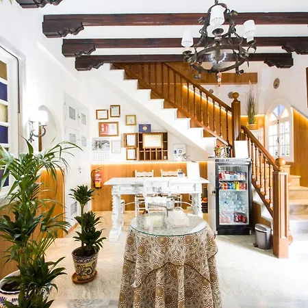 La Estrella 3* Марбелья