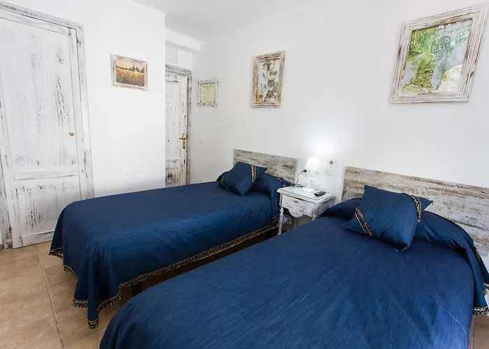 La Estrella 3* מארבלה